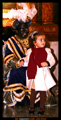 5 de enero de 2008. Los Reyes IV - Mariangeles se quedó sin batería.... pero no sin foto.
Dedicada  a Mariangeles
