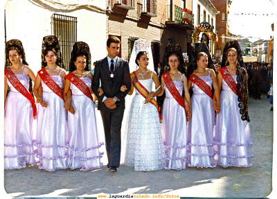 Fiestas 1980 Reina, Damas y Mantenedor

