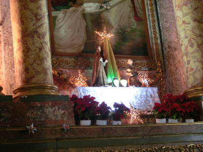 El Belén en el Altar Mayor en la Misa del Gallo. 24-12-2012
