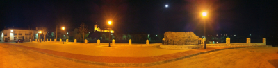 Foto panorámica nocturna de 180º de la remodelación del Castillo. 19-03-2011
