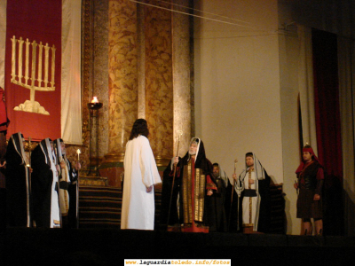 15 de Marzo de 2008. Representación de la Pasión Dramatizada por parte de actores guardiolos en la Iglesia Parroquial
