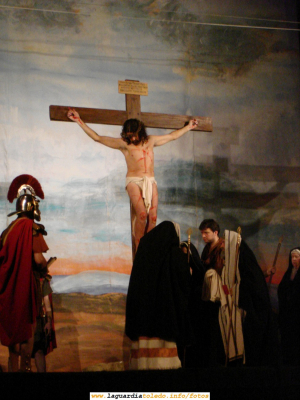 15 de Marzo de 2008. Representación de la Pasión Dramatizada por parte de actores guardiolos en la Iglesia Parroquial
