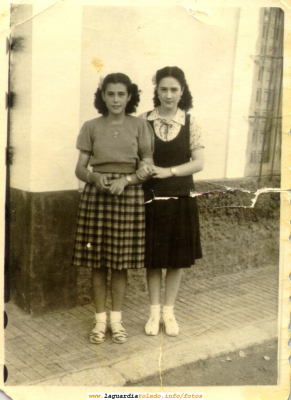 Irene y Nati en los años 50
