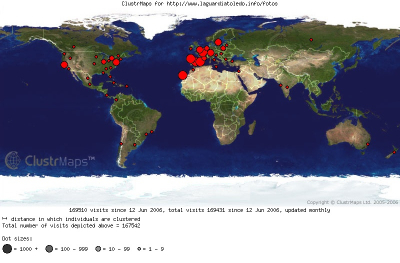 Origen geográfico de las visitas de www.laguardiatoledo.info/fotos a 8 de Octubre de 2006
Como sabéis este mapa de visitas por origen geográfico nos lo actualizan cada mes. Respecto al mes anterior aparecen nuevos puntos en CentroAmérica y en Puerto Rico. ¿Será nuestro amigo Félix o algún familiar suyo?. Para los que no lo sepáis Félix es un guardiolo que nos sigue desde Florida en Estados Unidos y también tiene familia en Puerto Rico.
Tenemos un album dedicado especialmente a él en [url=http://www.laguardiatoledo.info/fotos/thumbnails.php?album=82][color=navy][i]Album de Félix Dones[/i][/color][/url]

[b] El seguimiento prácticamente online que hemos hecho de las fiestas estaba dedicado a personas como él que nos siguen desde tan lejos y que les es materialmente imposible seguir desde el pueblo las fiestas patronales[/b]
