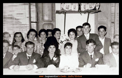 1959. Boda de Fausto López y Flora Muñoz. Celebración en Casa de Cepa
Keywords: boda de Fausto López y Flora Muñoz