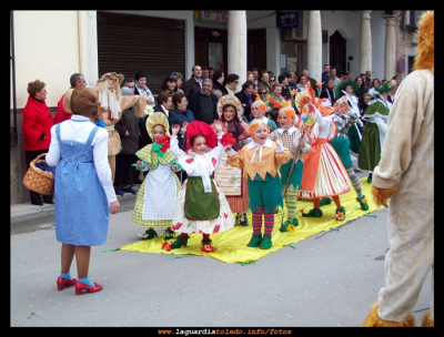 El Mago de Oz
Desfile de carnaval del domingo 1 de Marzo de 2009. En la foto el grupo que representaba a El Mago de Oz.

Keywords: mago de oz