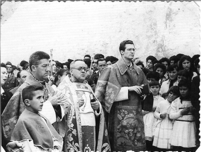procesion del Santo Niño
Proxcesion del Santo Niño, a su paso por la Ermita de Jesus, el 25 de Septiembre de 1959
