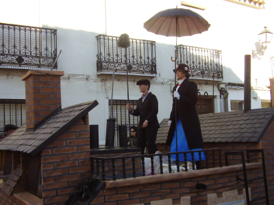 Mary Poppins  (Lillo)
Carroza no local (Lillo) concursando por el premio a otras localidades
