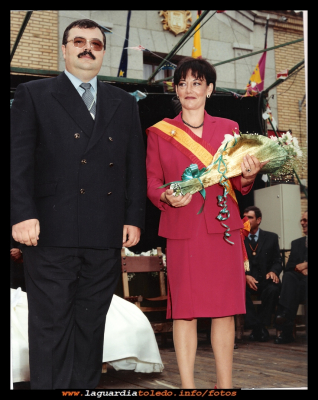 Alicia Valero
Alicia Valero y José Luis Goñi, reina y mantenedor en el año 1981.
Al cumplir 40 años de esta tradición, el 25 de Septiembre del año 1999, se celebró un homenaje a todas las reinas habidas hasta entonces.

Keywords: Alicia Valero y José Luis Goñi