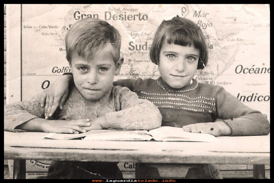 Carlos y Nati en el cole
Carlos y Nati Martin Hernández en el colegio, año 1958
Keywords: colegio