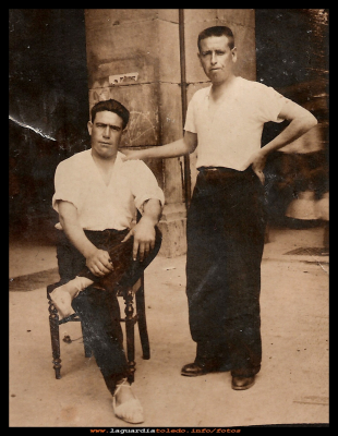 Jose Maria y Gervasio
Jose Maria Peláez y Gervasio Espada. Año 1940.
Keywords: Jose Maria Peláez y Gervasio Espada