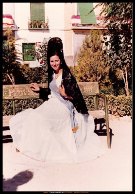 Dama de honor
Mª del Pilar Guzmán Sánchez, dama de honor, año 1973.  
FIESTAS, CELEBRACIONES Y TRADICIONES: Fiestas patronales 1973
Keywords: dama de honor, año 1973