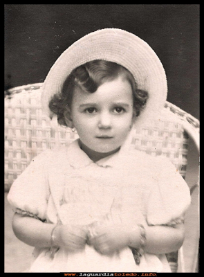 Niña
Margarita Mora Aranda, año 1945
Keywords: Margarita Mora