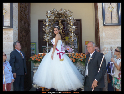 Ofrenda
Ofrenda floral al Santo Niño. Fiestas 2015
Keywords: Fiestas