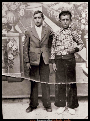 Pablo y Enrique
Pablo Peláez y Enrique Cabello 1940.
Keywords: Pablo Enrique