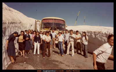 Excursión a Granada, 1976
Excursión a Granada,  los chicos de catequesis de  confirmación, junto a sus catequistas. Año 1976.
INSTITUCIONES: La Parroquia
Keywords: Granada, catequesis