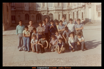 monaguillos
Monaguillos en Segovia. Julio del 1977.
INSTITUCIONES: La Parroquia
Keywords: Monaguillos Julio del 1977.