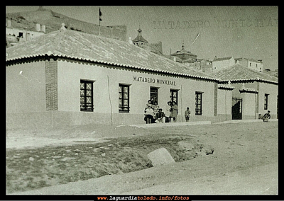 El Matadero Municipal, 1947.
Matadero Municipal, antes de su funcionamiento.
Keywords: matadero