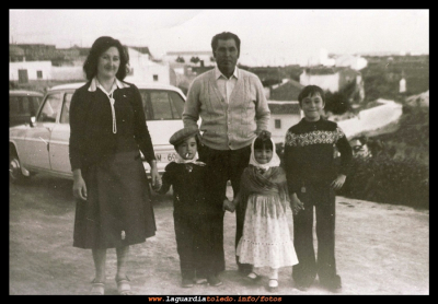 Familia de Gema Pedraza
1970. Gema Pedraza y familia

Keywords: gema pedraza