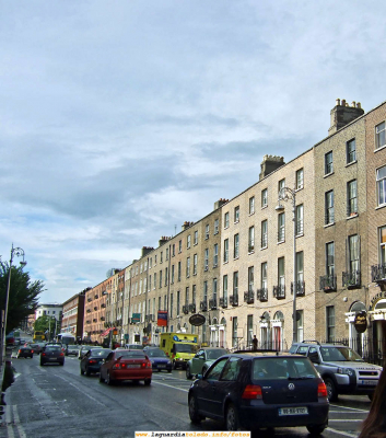 6 de diciembre de 2007. Anika I
Es mi barrio, vivo en el centro de Dublin y las casas son de este estilo, muy típicas la verdad, pero es bonito.
Keywords: 6 de diciembre de 2007. Anika I