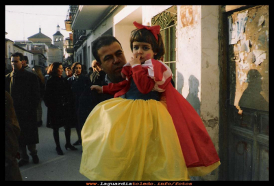 carnavales.
Carnavales, año 1998, Miguel Angel Orgaz, con su sobrina Lucia.

Keywords: Carnavales, año 1998