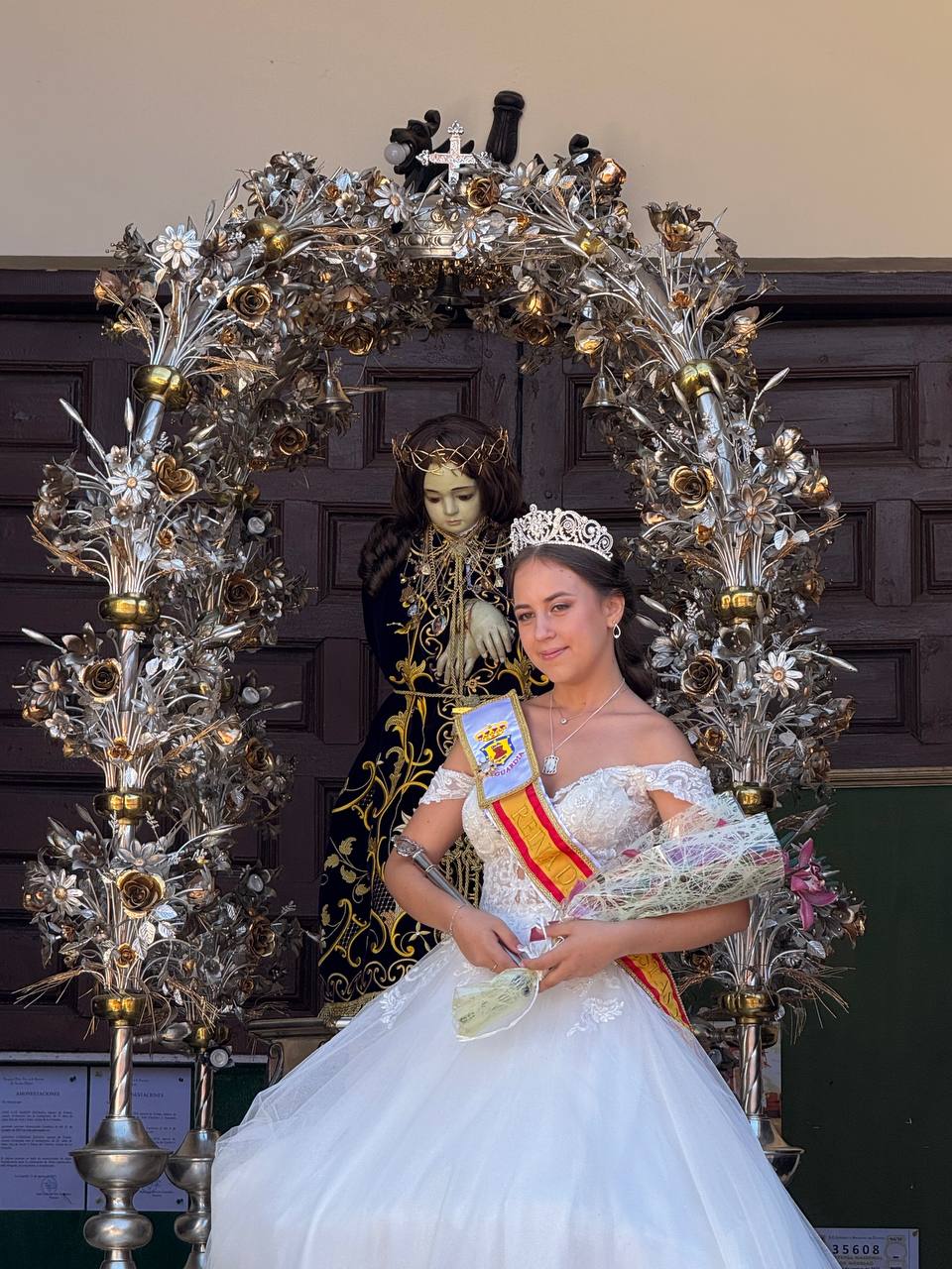 Ofrenda floral al Santo niño