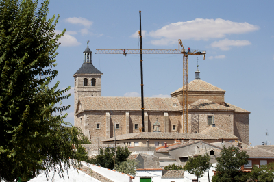 Instalación de grua para las obras del tejado de la iglesia. (18-Julio-2012)
Keywords: la parroquia.