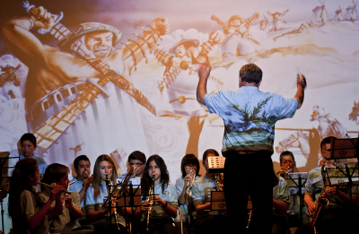 DIA DEL LIBRO ( 20-ABRIL-2013) (II)
La Banda de Música Municipal interpretó varias danzas medievales, acompañando la lectura de textos del Quijote por parte del Alcalde Javier Pasamontes.
Keywords: día del libro, banda de música