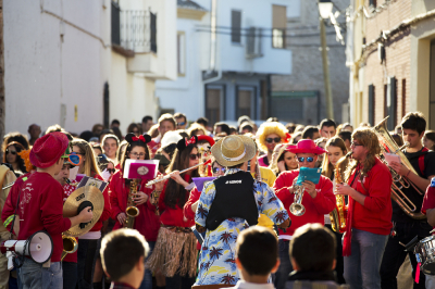 Comienza el Carnaval  (8 de marzo de 2014)
La Charanga "La Tonalidad" encabeza el desfile del carnaval infantil
Keywords: carnaval