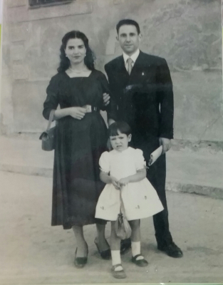 1956
Año 1956 Pepa con sus tíos Marín linares y Teo
Keywords: pepa marin linares y teo