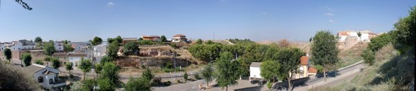 Panorámica del barrio del Arrabal desde las Cercas del Cura en el formato de visualización interactivo con controles
