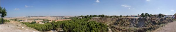 Panorámica del valle del Cedrón desde las Cercas de la Cuesta Perejón (I) en el formato de visualización interactivo con controles
